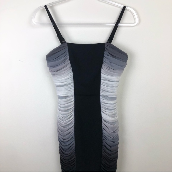 Dress The Population Ombré ruched side panel Bodycon dress size: XS - Picture 2 of 15
